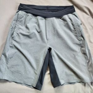lululemon Assert Shorts. Medium. Grey.